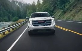 gm-to-stop-sales-of-silverado-and-sierra-for-roof-splitting-issue.jpg