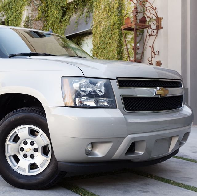 silver-chevy-tahoe-royalty-free-image-1664976865.jpg